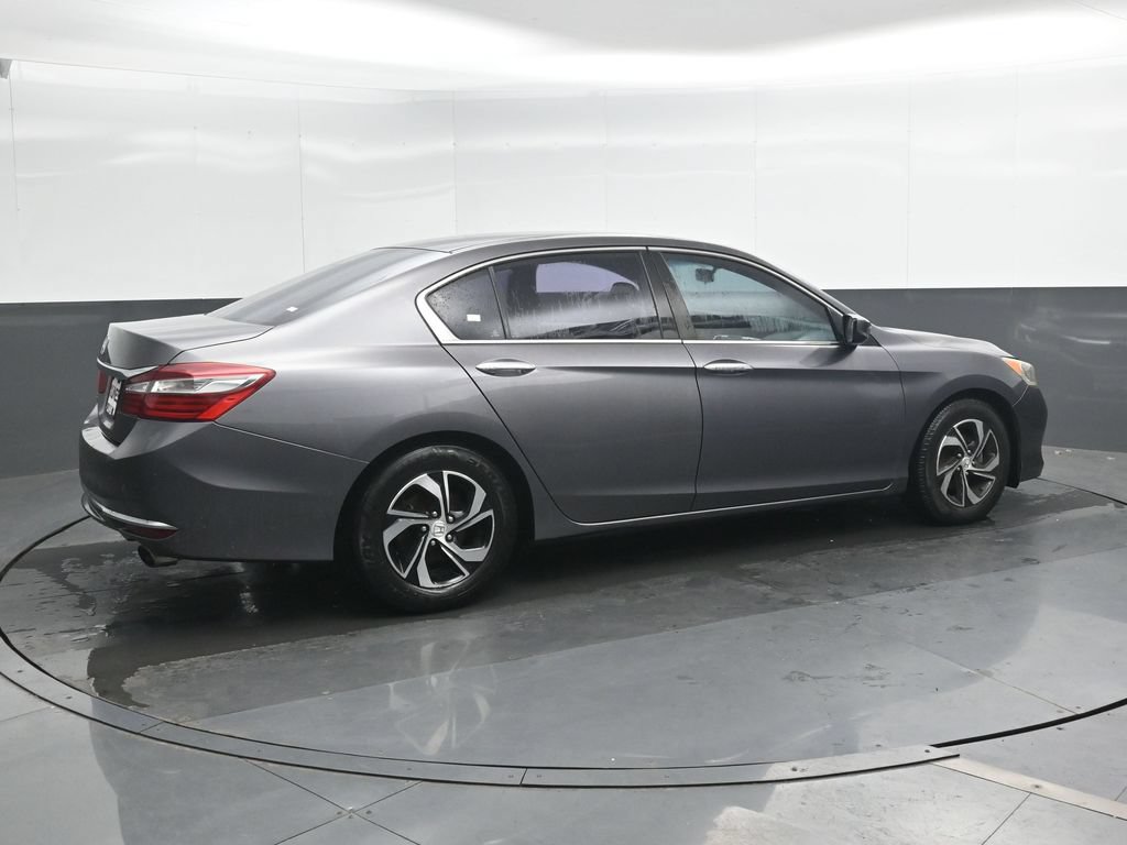 Used 2017 Honda Accord LX image 2