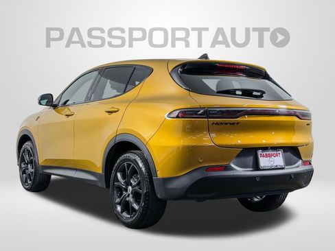 Used 2024 Dodge Hornet GT image 8