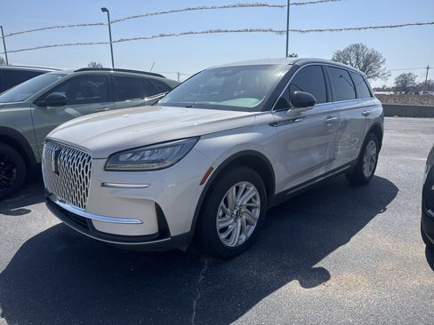 Used 2024 Lincoln Corsair Premiere Sport Utility image 1