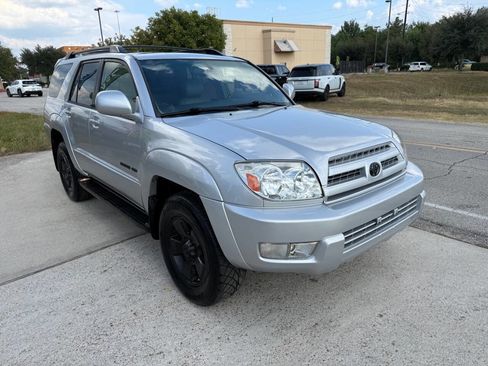Used 2005 Toyota 4Runner Limited image 4