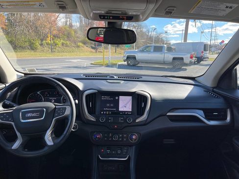 Used 2019 GMC Terrain Denali w/ Comfort Package image 32