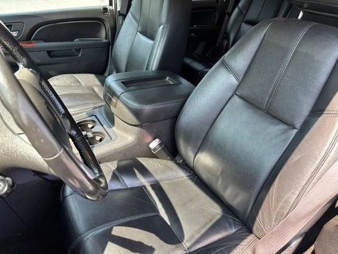 Used 2013 Chevrolet Tahoe LT AWD/4WD image 12