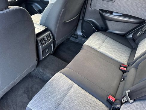 Used 2023 Nissan Rogue SV FWD image 12
