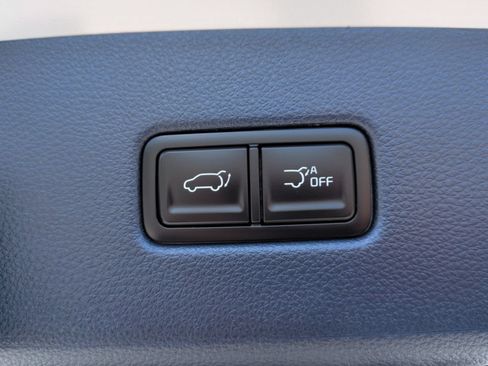 Certified 2026 Kia Carnival SX FWD image 18
