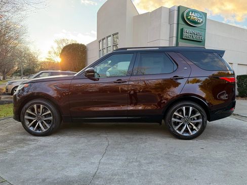 New 2026 Land Rover Discovery Limited Edition image 2