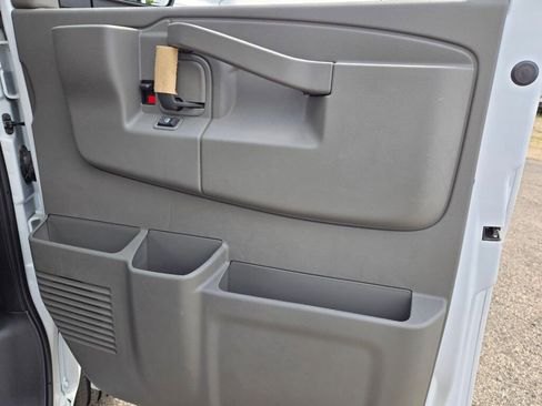 New 2025 Chevrolet Express 3500 w/ Power Convenience Package image 6