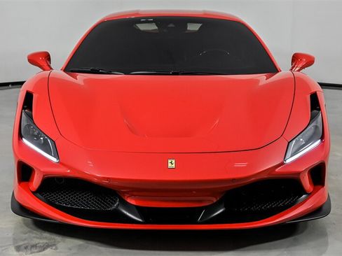 Used 2022 Ferrari F8 Tributo RWD image 4