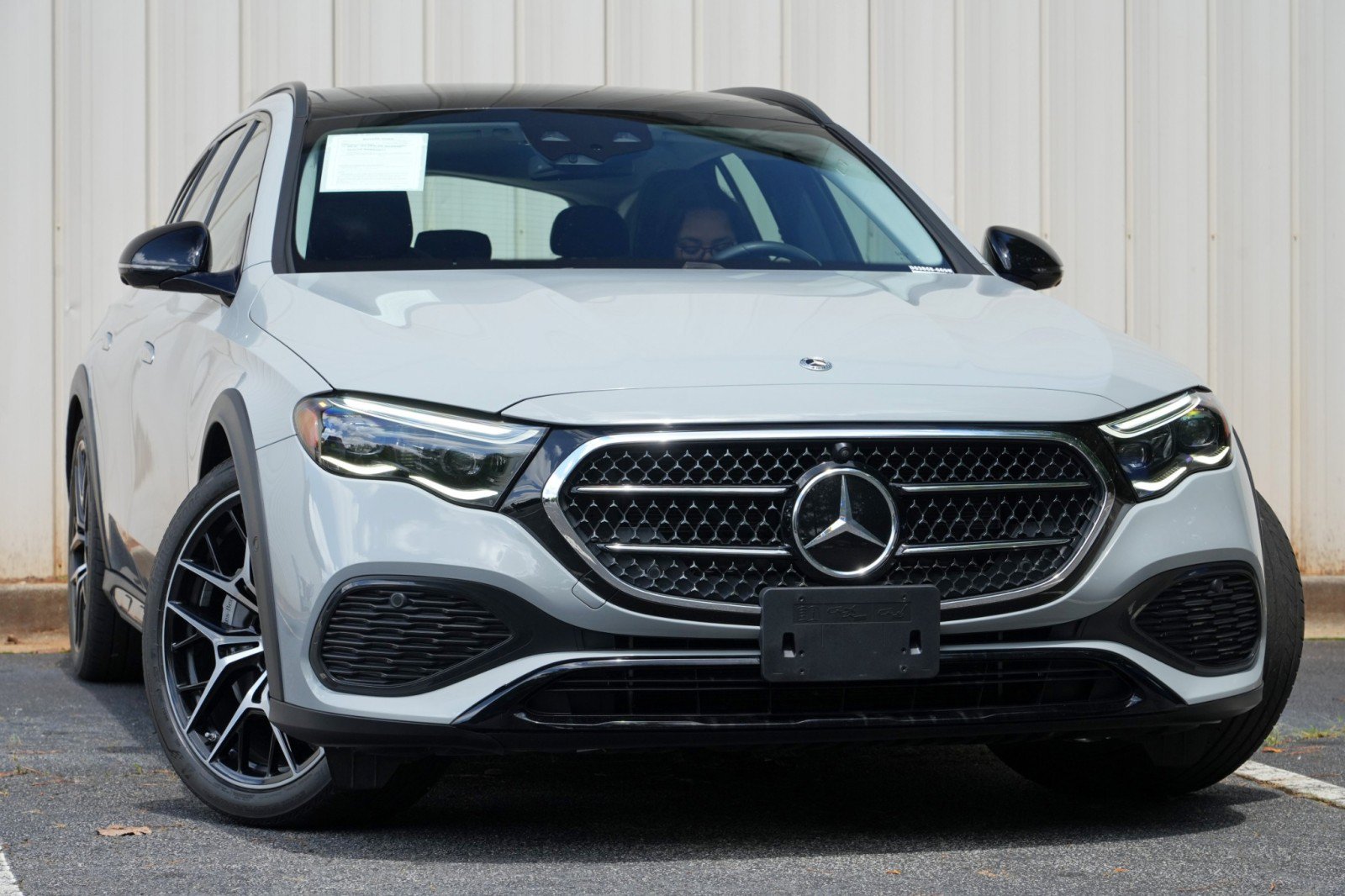 Used 2024 Mercedes-Benz E 450 4MATIC All-Terrain Wagon w/ Driver Assistance Package image 4