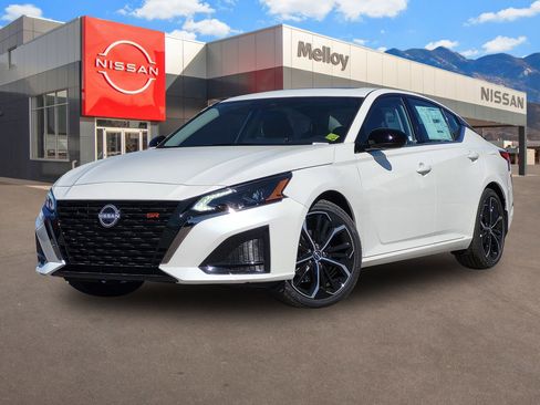 New 2025 Nissan Altima 2.5 SR w/ SR Premium Package image 13