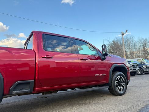 Used 2022 GMC Sierra 2500 AT4 w/ AT4 Premium Plus Package image 16