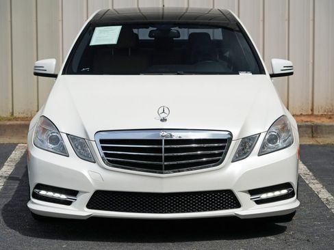 Used 2013 Mercedes-Benz E 350 Sedan image 44