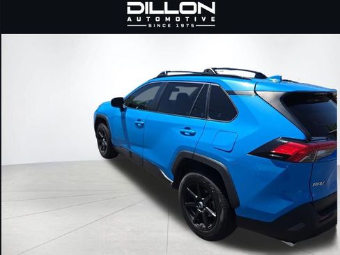 Used 2019 Toyota RAV4 LE w/ All Weather Liner Package AWD/4WD image 4