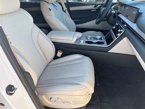 New 2026 Genesis GV80 2.5T Prestige image 13