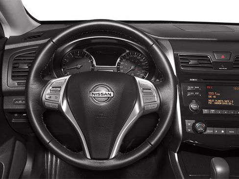 Used 2013 Nissan Altima 2.5 SV FWD image 9