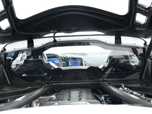 Used 2024 Chevrolet Corvette Stingray Preferred Cpe w/ 2LT image 57