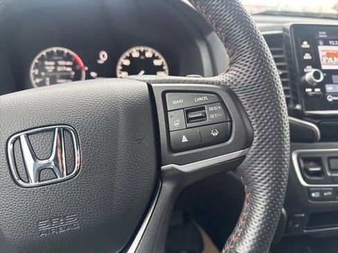 Used 2025 Honda Ridgeline TrailSport image 25
