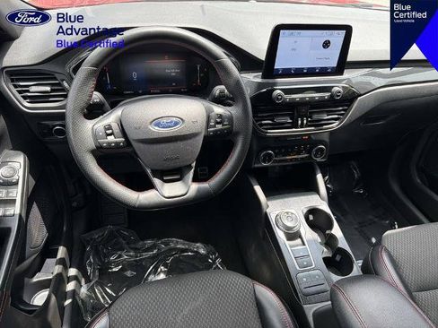 Certified 2023 Ford Escape ST-Line AWD/4WD image 9