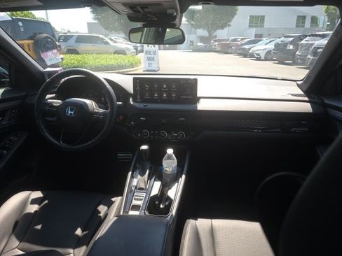 Used 2025 Honda Accord Sport image 11