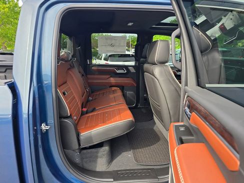 New 2026 GMC Sierra 2500 Denali Ultimate w/ Snow Plow Prep/Camper Package AWD/4WD image 32