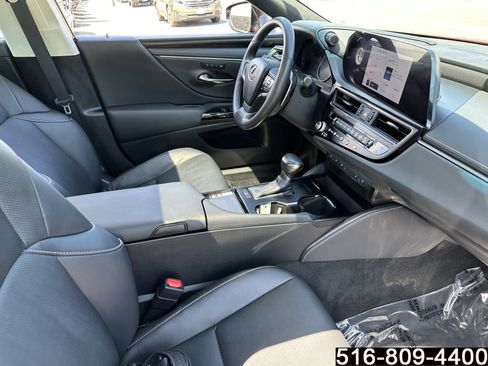 Used 2023 Lexus ES 250 w/ Premium Package AWD/4WD image 26
