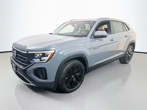 New 2026 Volkswagen Atlas Cross Sport SE AWD/4WD image 3