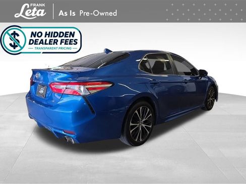 Used 2020 Toyota Camry SE FWD image 6