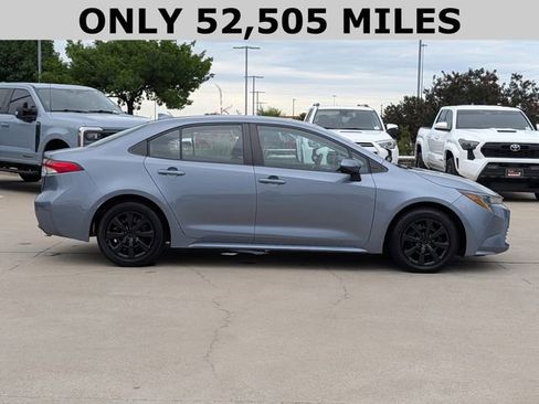 Used 2023 Toyota Corolla LE FWD image 4