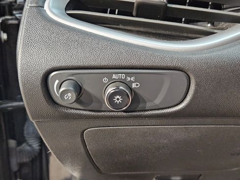 Used 2023 Chevrolet Malibu LT FWD image 24