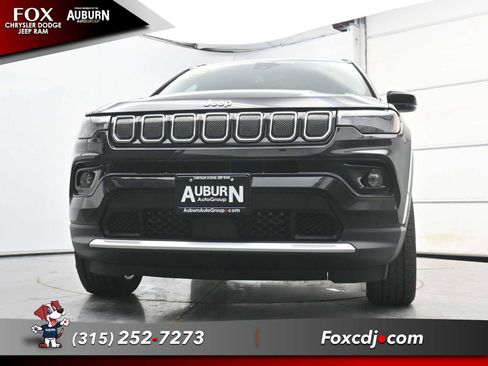 Used 2022 Jeep Compass Limited AWD/4WD image 19