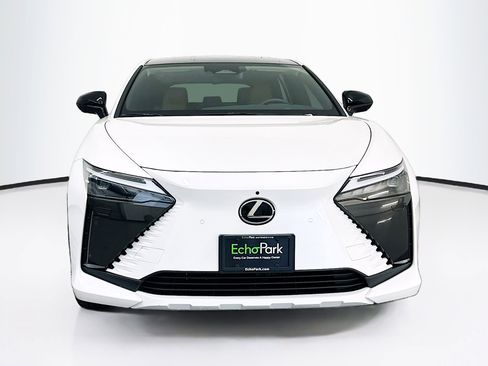 Used 2023 Lexus RZ 450e Premium w/ Technology Package AWD/4WD image 2