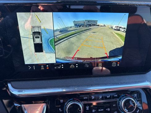 Used 2026 GMC Sierra 2500 Denali Ultimate image 28