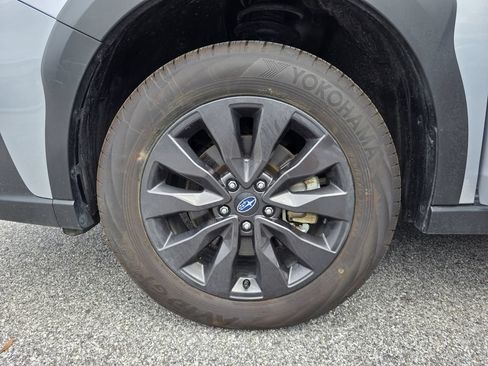 Certified 2025 Subaru Outback Onyx Edition AWD/4WD image 31