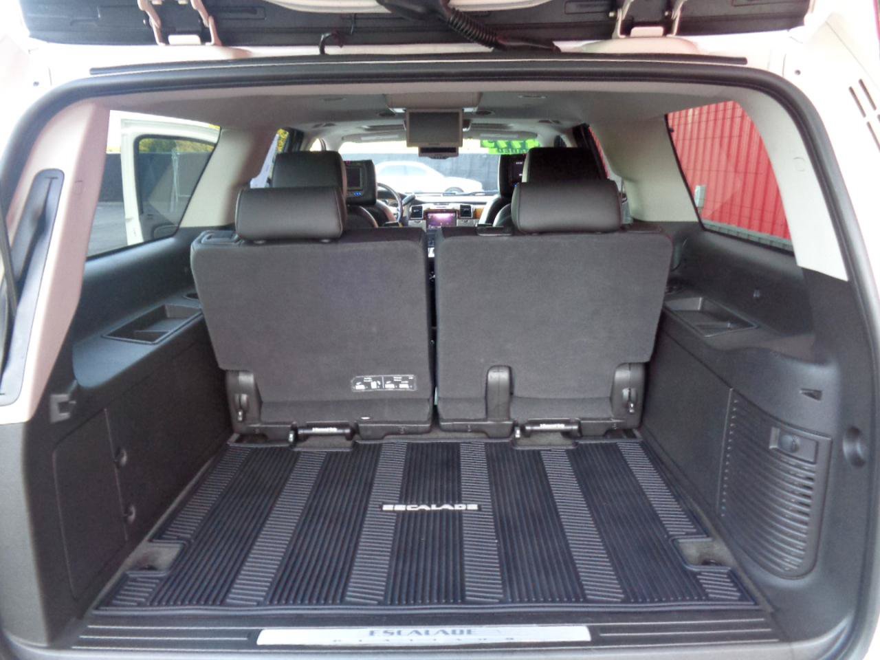 Used 2013 Cadillac Escalade ESV Platinum AWD/4WD image 13