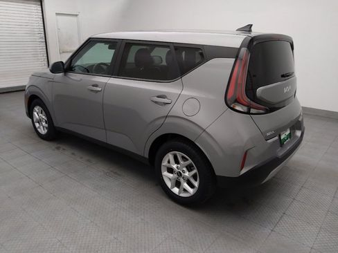 Used 2023 Kia Soul LX w/ Option Group 015 FWD image 3