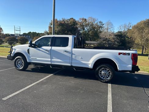 Used 2020 Ford F350 XLT w/ XLT Premium Package image 8