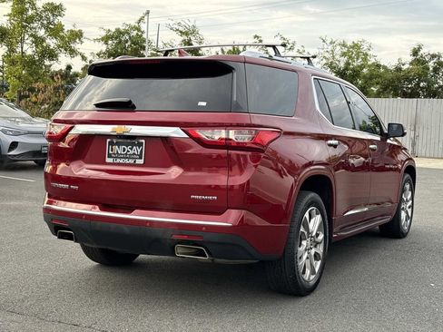 Used 2021 Chevrolet Traverse Premier w/ LPO, 'HIT The Road' Package AWD/4WD image 3