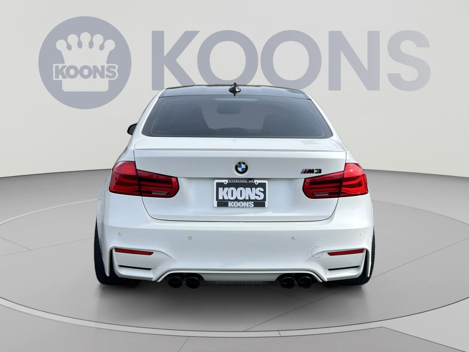 Used 2017 BMW M3 RWD image 10