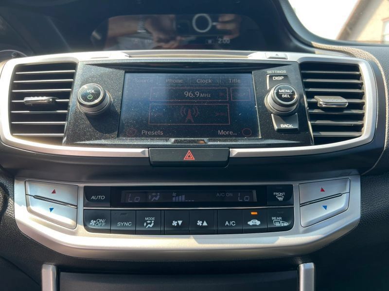 Used 2015 Honda Accord EX-L image 26