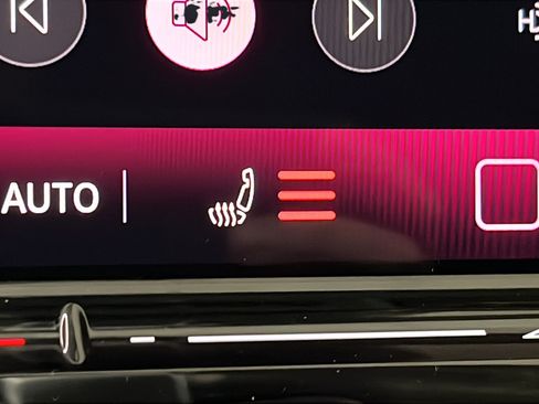 New 2026 Volkswagen Tiguan SE AWD/4WD image 36