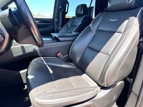 Used 2023 Cadillac Escalade Sport AWD/4WD image 10