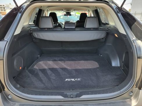 Used 2020 Toyota RAV4 Adventure w/ Carpet Mat Package AWD/4WD image 22