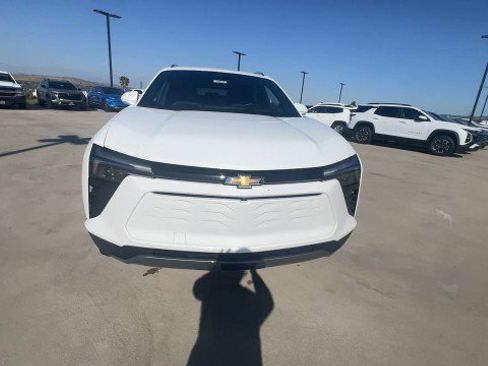 Used 2024 Chevrolet Blazer EV LT image 3