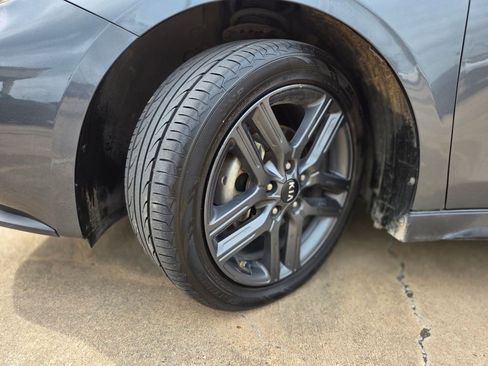 Used 2021 Kia Forte GT-Line w/ GT-Line Premium Package FWD image 29