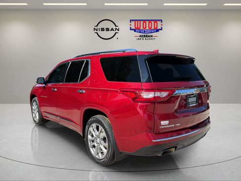 Used 2021 Chevrolet Traverse Premier AWD/4WD image 4