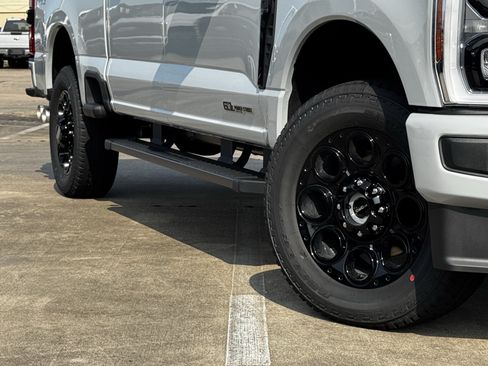 New 2026 Ford F250 Lariat w/ Black Appearance Package AWD/4WD image 12
