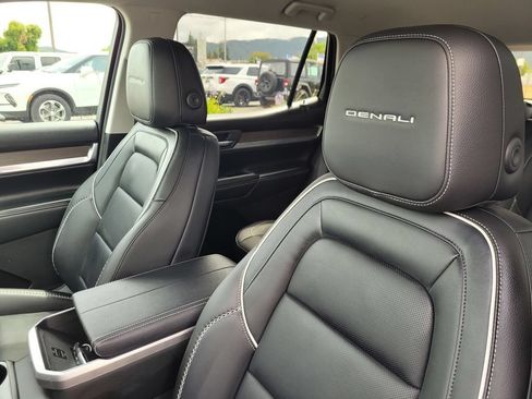 New 2026 GMC Terrain Denali AWD/4WD image 12