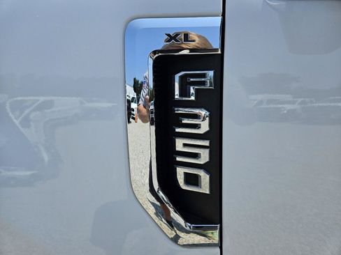 Used 2017 Ford F350 XL RWD image 48