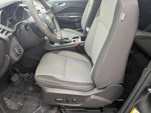 Used 2017 Ford Escape SE FWD image 15