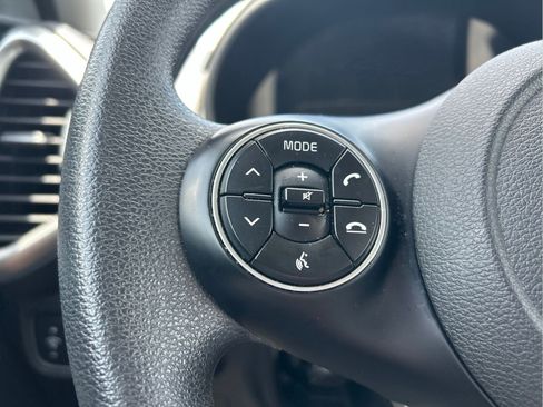 Used 2021 Kia Soul S FWD image 14