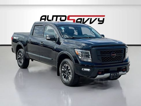 Used 2022 Nissan Titan PRO-4X w/ Pro-4x Convenience Package AWD/4WD image 1